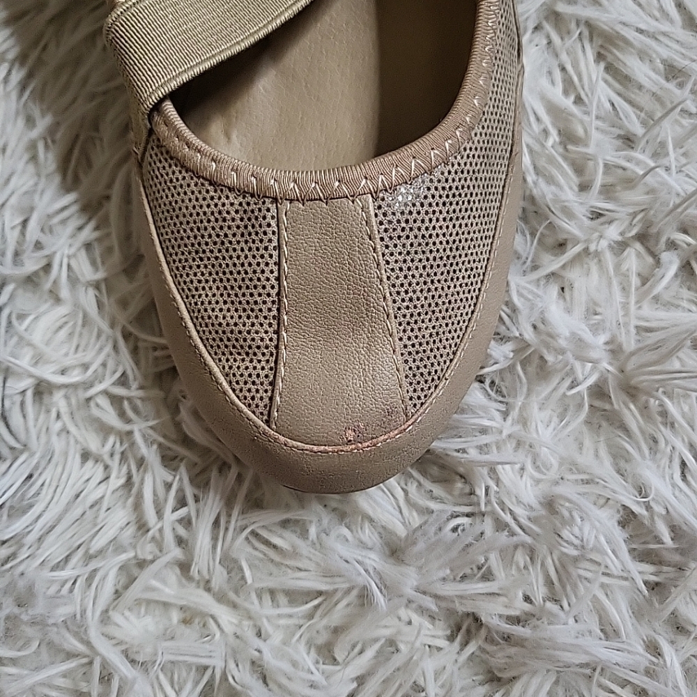 Laura Ashley LA Wagner Tan Nude Beige Wedge Shoes w/ Elastic Strap - 6.5 M - Picture 7 of 12